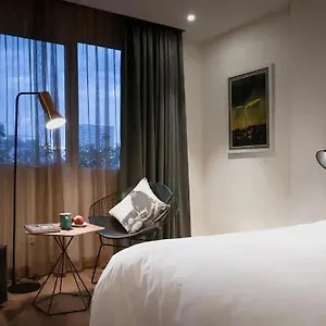 C Hotel- De Tham Bui Vien Walking Street Ho Chi Minh-Byen