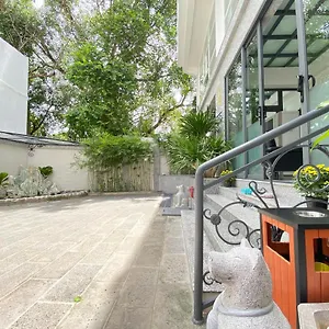 Hotel Home ホーチミン市