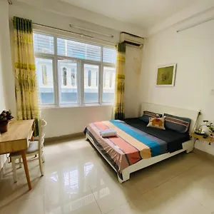Feli - Close To Landmark 81 Guest house